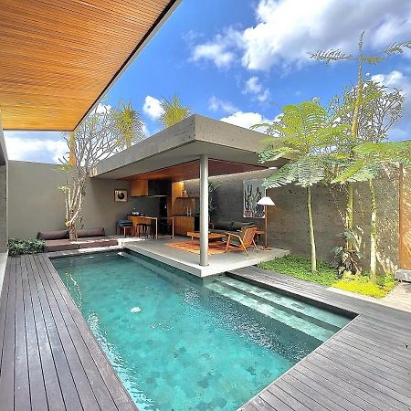 Domisili Villas Canggu Bali By Fays Hospitality Buitenkant foto