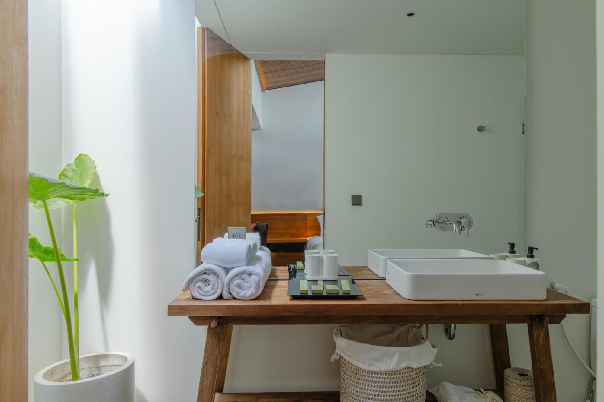 Domisili Villas Canggu Bali By Fays Hospitality Buitenkant foto